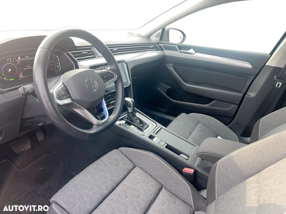 Volkswagen Passat 1.4 TSI DSG GTE - 9