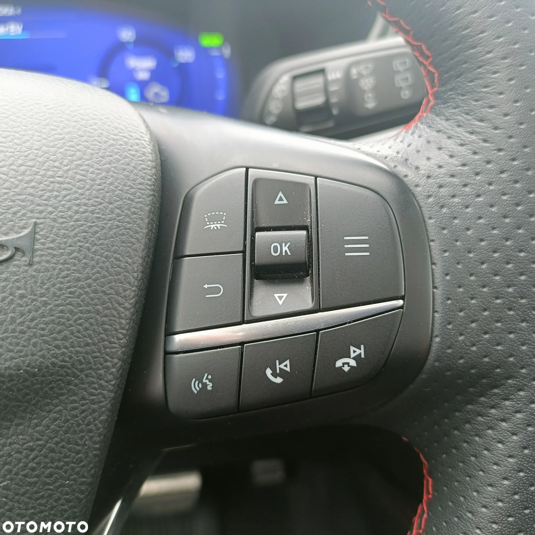 Ford Kuga 2.5P PHEV FWD ST-Line X - 30