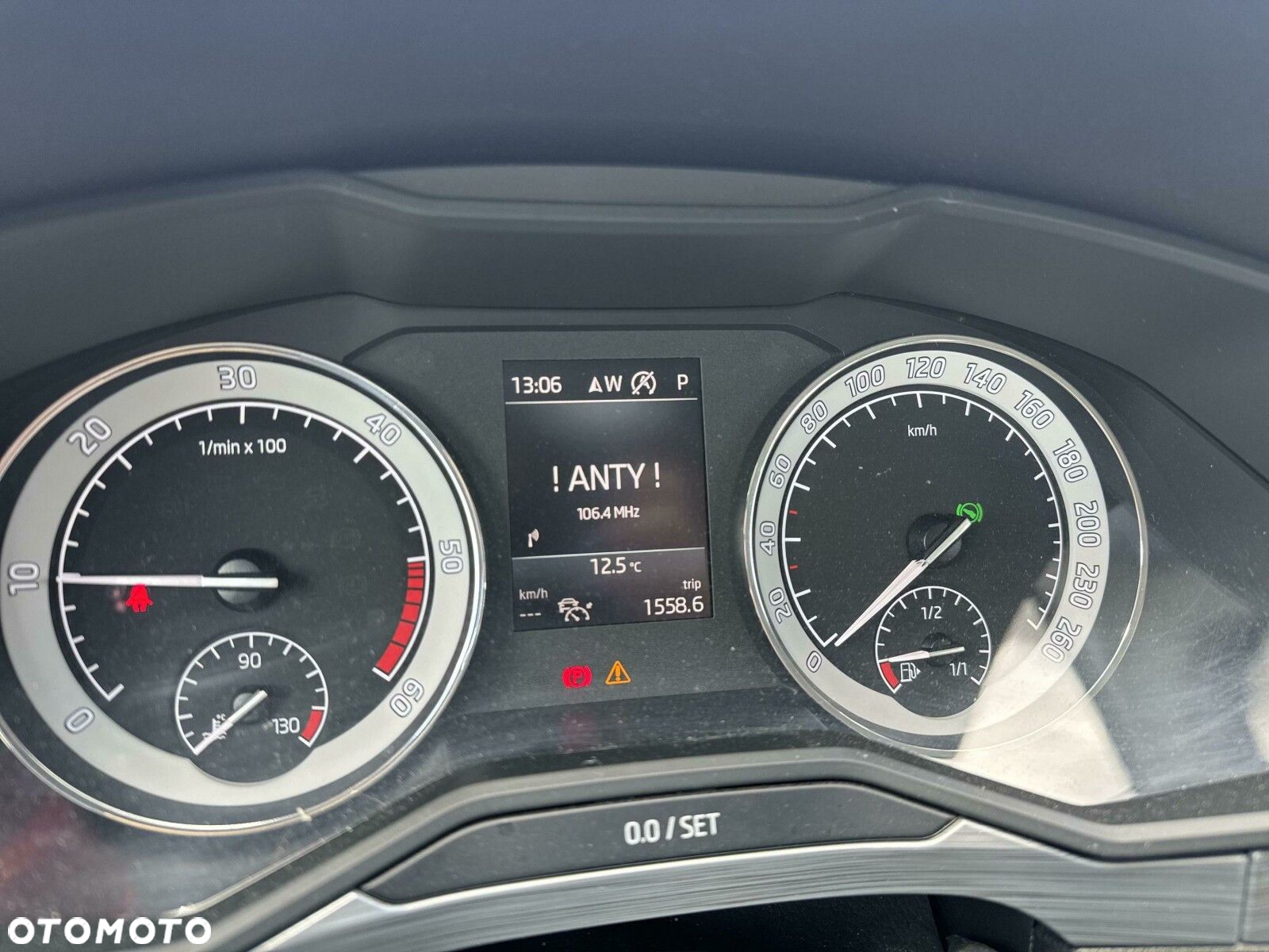 Skoda Superb 2.0 TDI Ambition DSG - 14