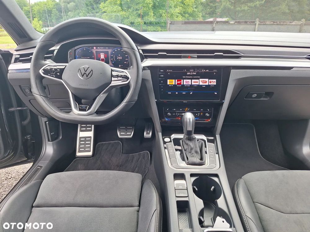 Volkswagen Arteon Shooting Brake 2.0 TDI SCR DSG R-Line - 25