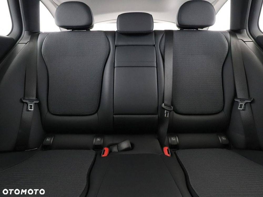 Mercedes-Benz Klasa C 220 d mHEV 4-Matic Avantgarde - 19