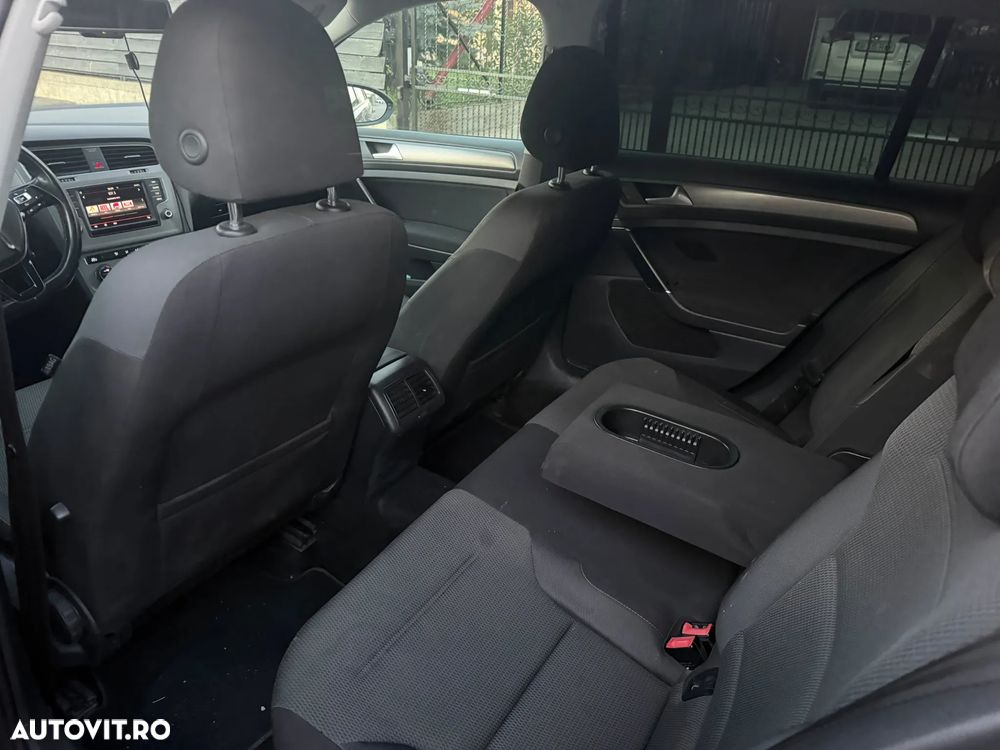 Volkswagen Golf - 7