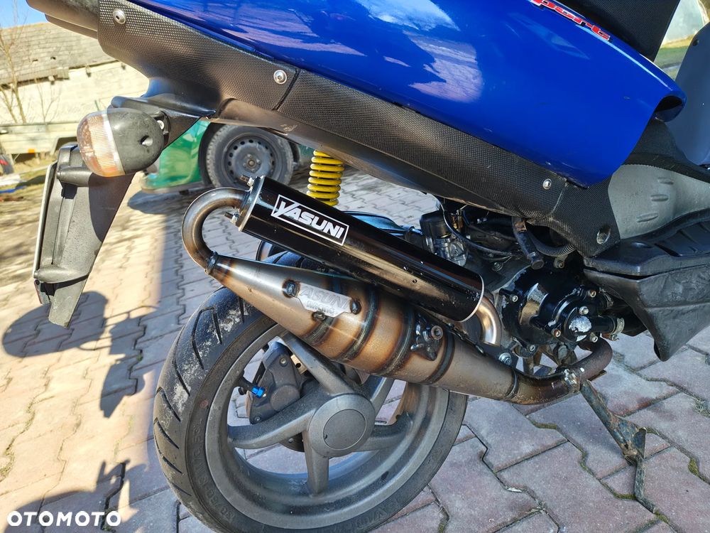 Aprilia SR - 10