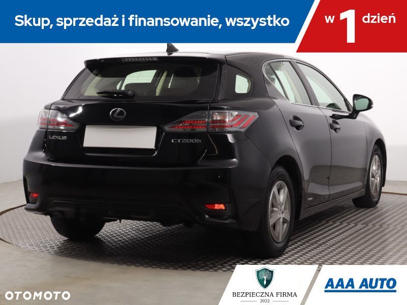 Lexus CT - 6