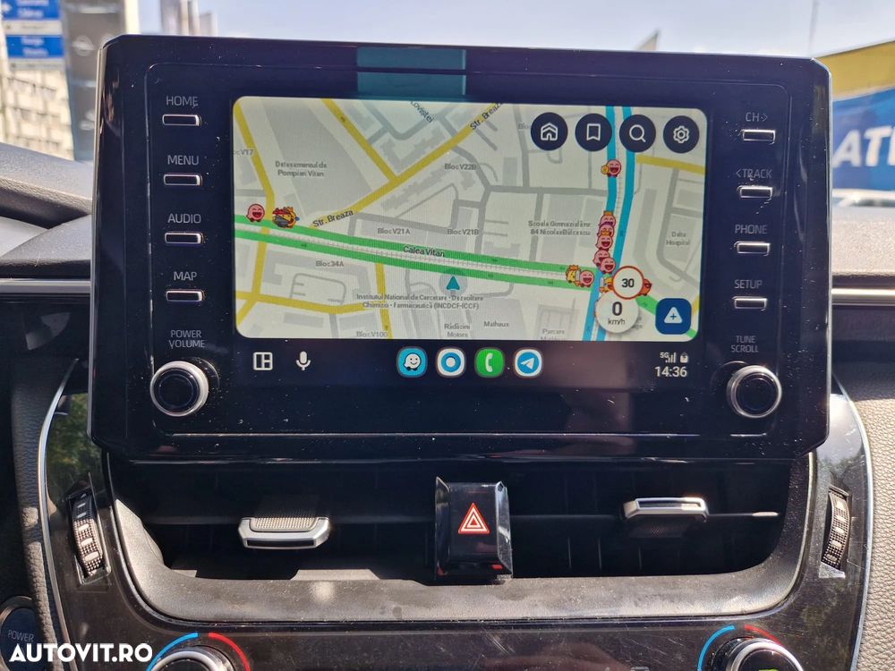 Toyota Corolla Sedan 1.8 HSD Dynamic - 15