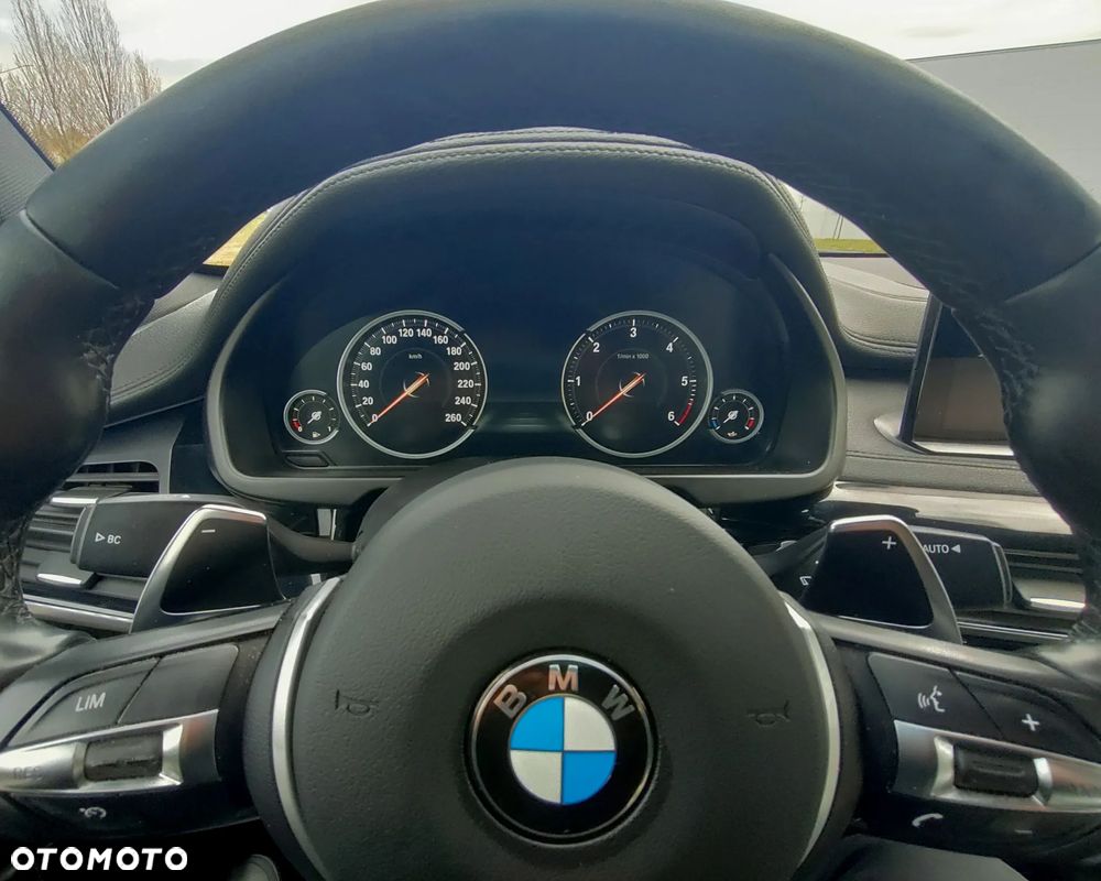 BMW X6 xDrive40d M Sport - 17