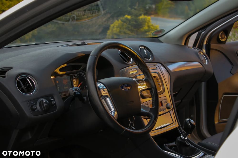 Ford Mondeo 2.0 TDCi Viva Titanium - 33