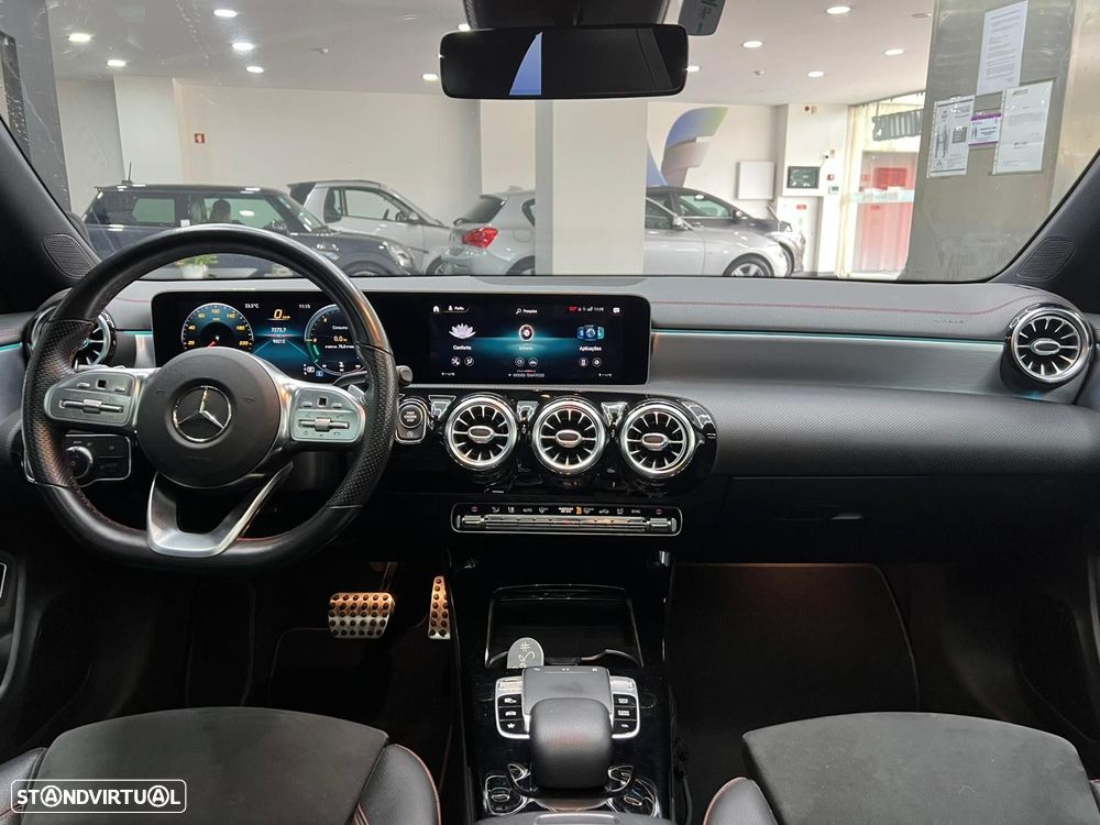 Mercedes-Benz A 180 Limousine d AMG Line Aut. - 24