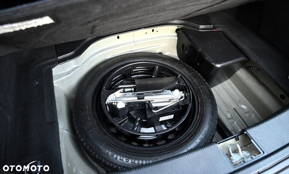 Mercedes-Benz Klasa C 350 7G-TRONIC Edition - 36