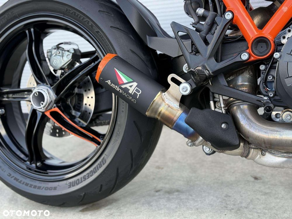 KTM Super Duke - 11
