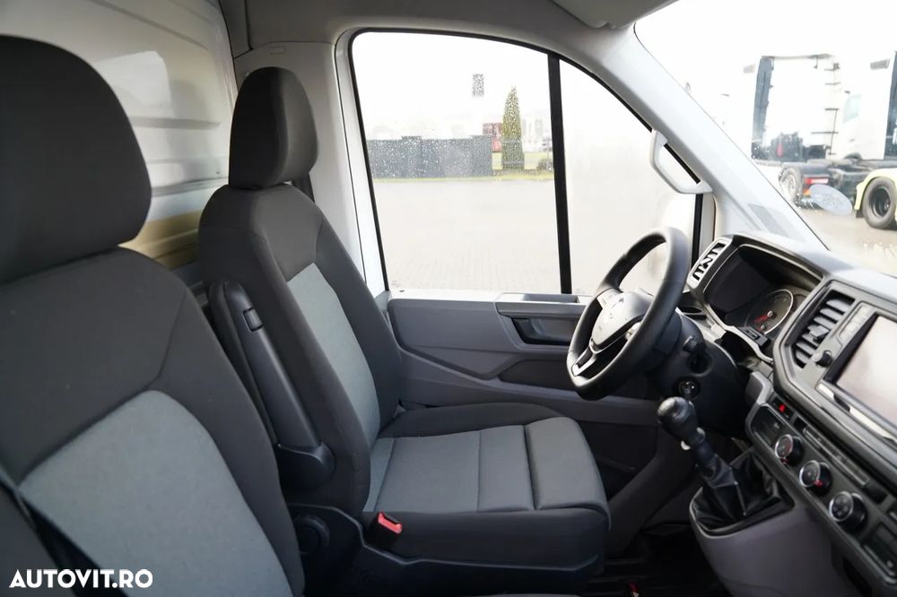 Volkswagen CRAFTER / CONTAINER / DHOLLANDIA LIFT / 2019 / TWIN / 3 LOCURI / - 25