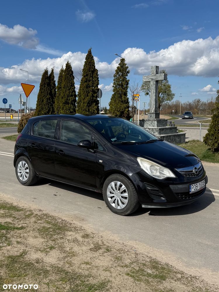 Opel Corsa 1.2 16V Cosmo - 3