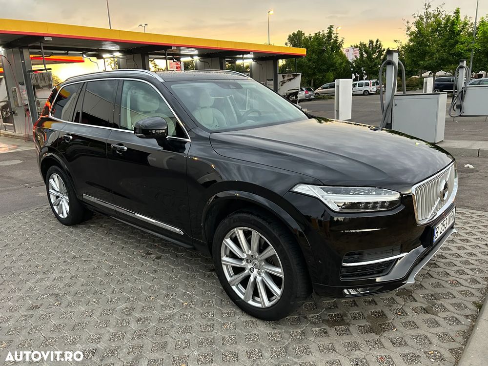 Volvo XC 90 D5 AWD Geartronic Inscription - 4