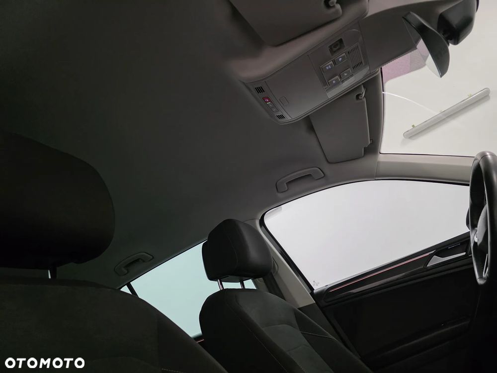 Volkswagen Tiguan 2.0 TSI 4Mot Elegance DSG - 26