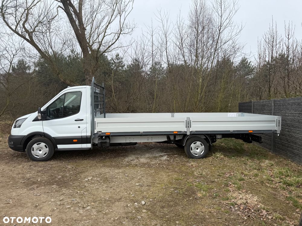 Ford Transit - 1
