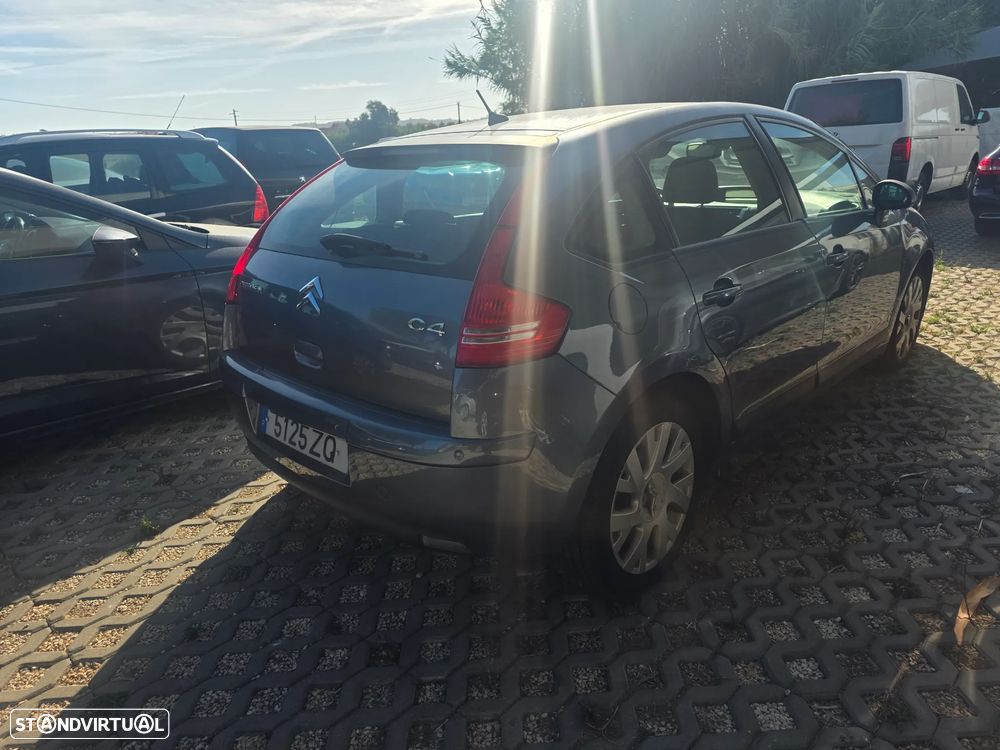 Citroën C4 1.6 HDi VTR Pack - 6