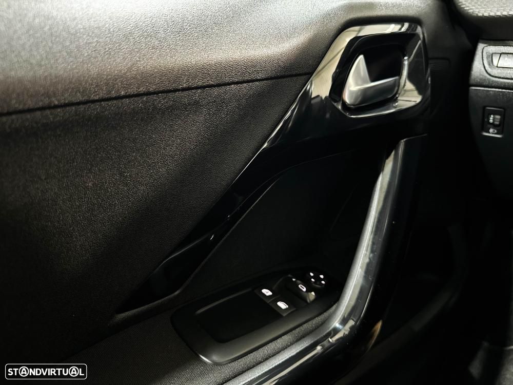Peugeot 208 1.2 PureTech Allure - 35
