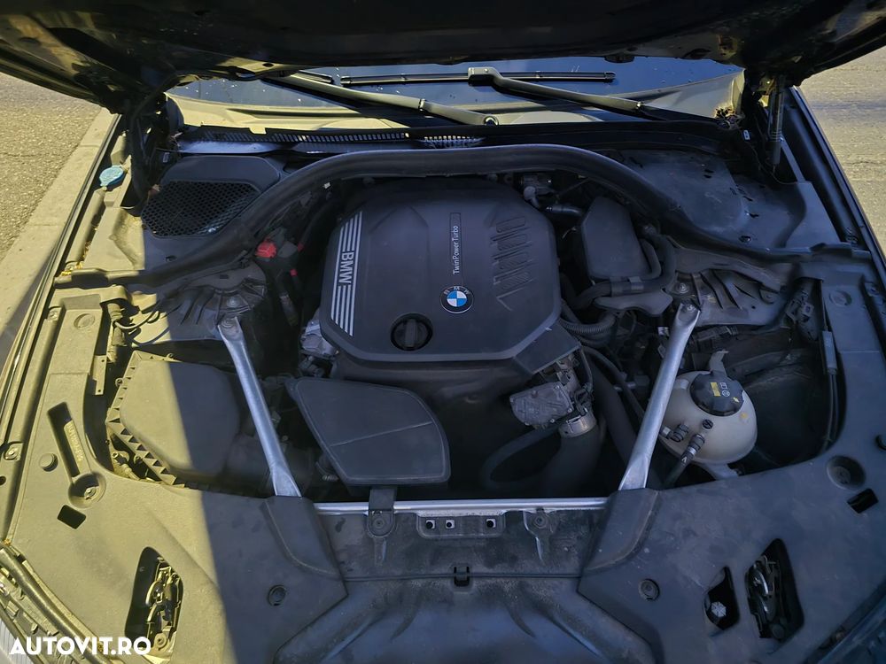 BMW Seria 5 520d xDrive AT - 10