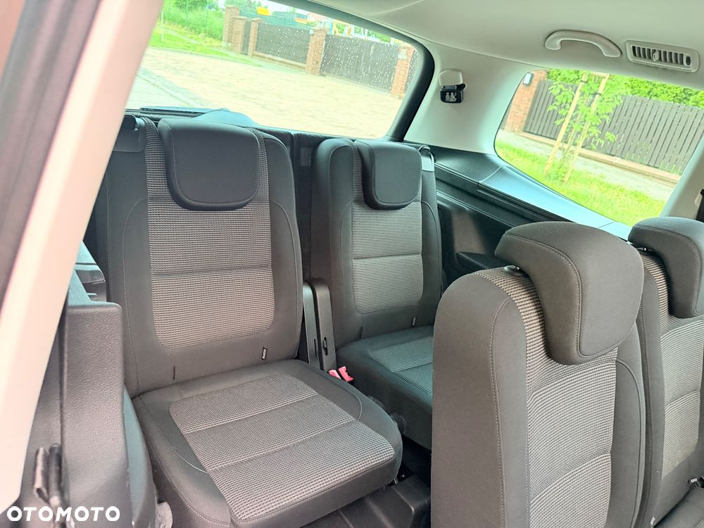 Volkswagen Sharan - 25