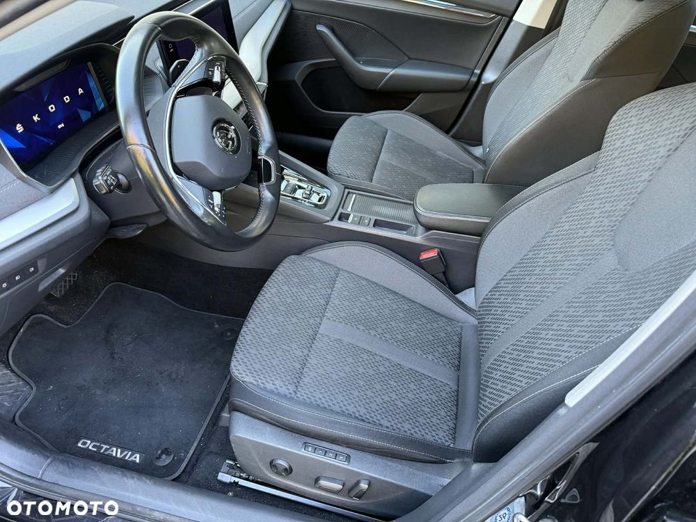 Skoda Octavia 2.0 TDI DSG Ambition - 16