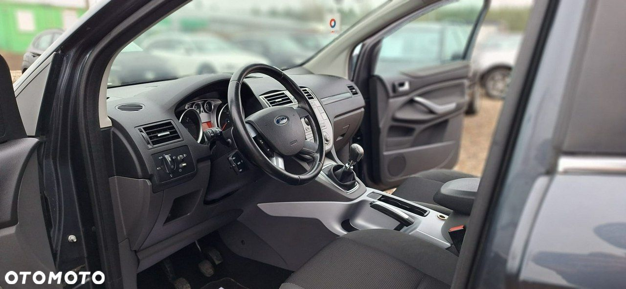 Ford Kuga - 9
