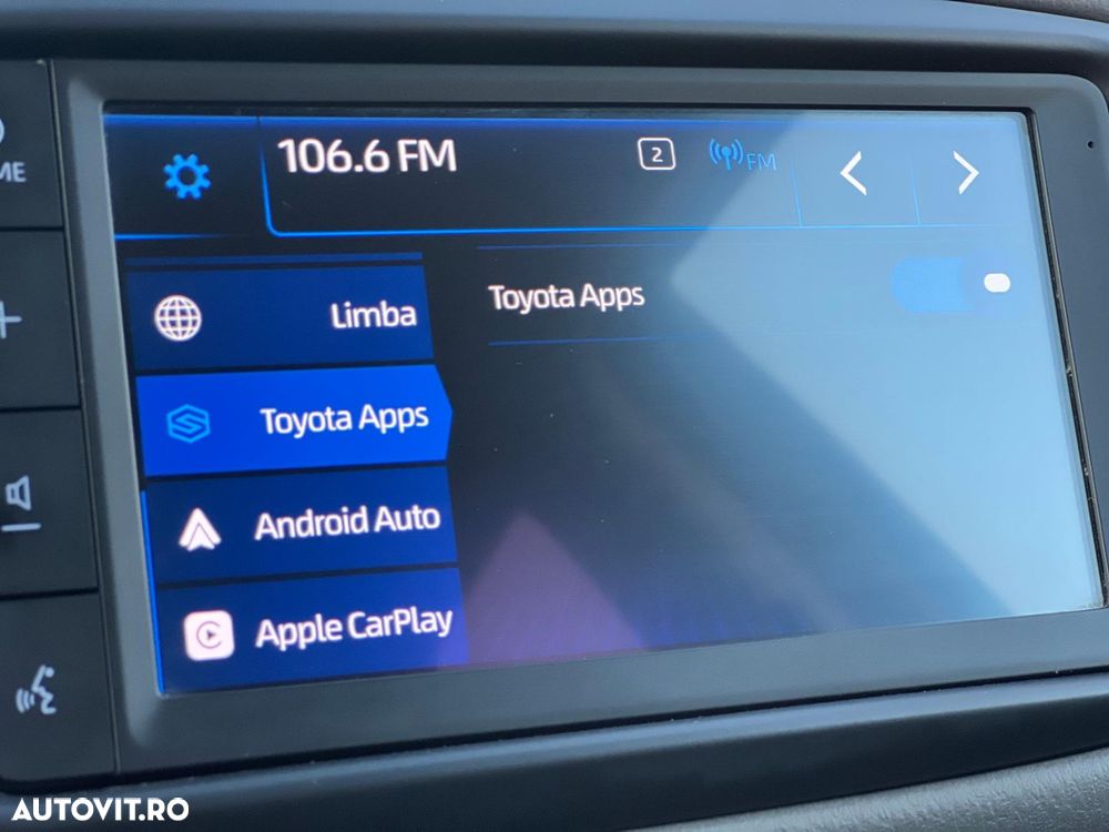 Toyota Yaris - 25