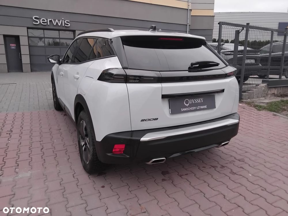 Peugeot 2008 - 4