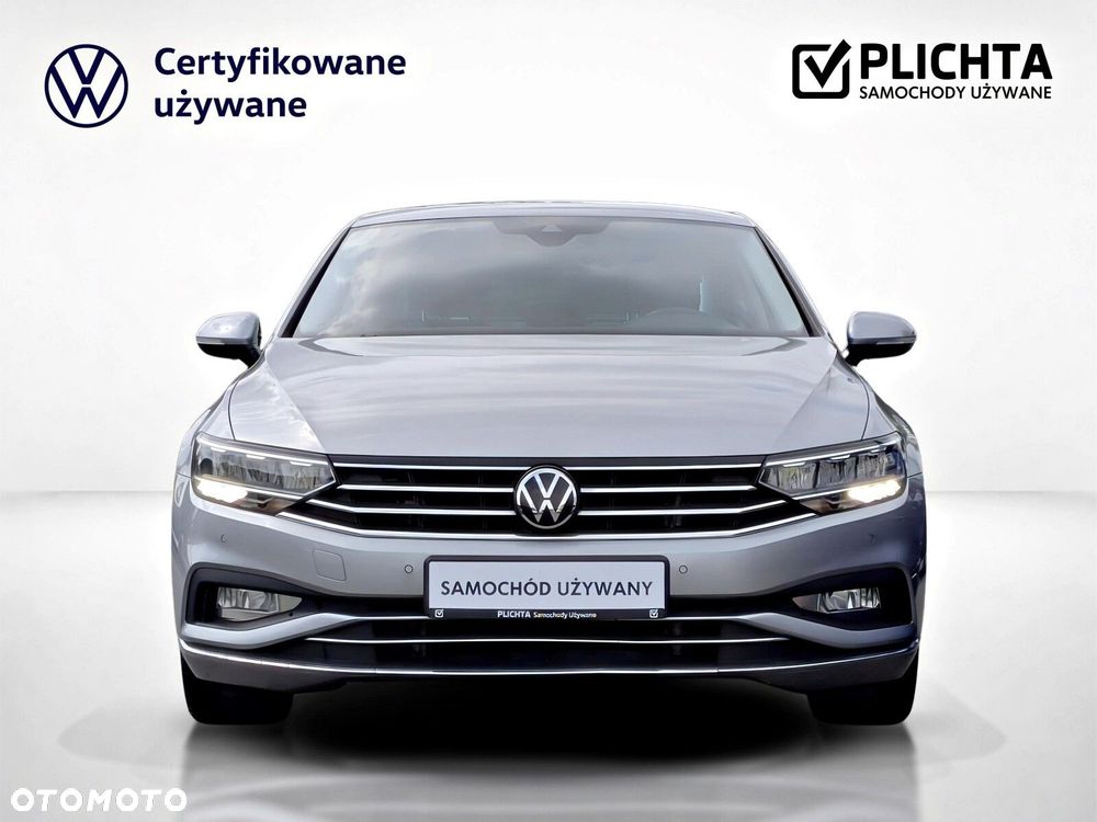 Volkswagen Passat 2.0 TDI Elegance DSG - 9