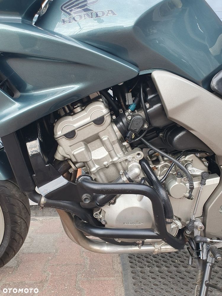 Honda CBF - 8