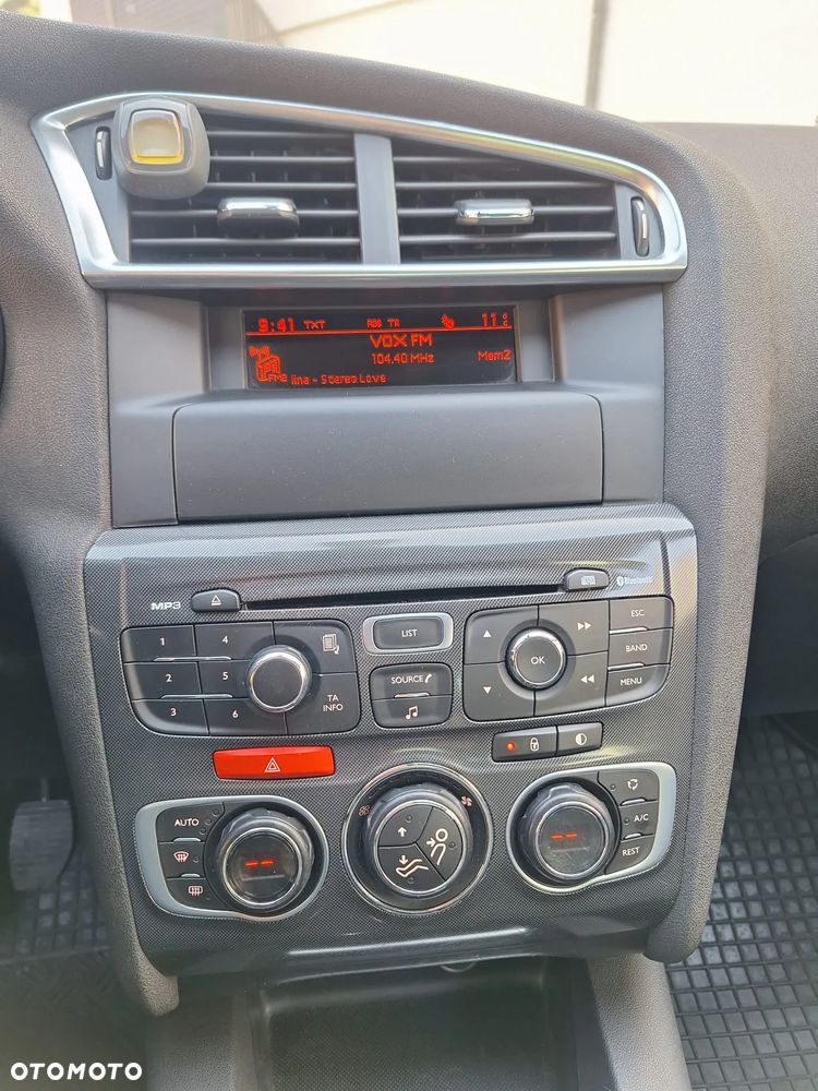 Citroën C4 VTi 120 Exclusive - 32