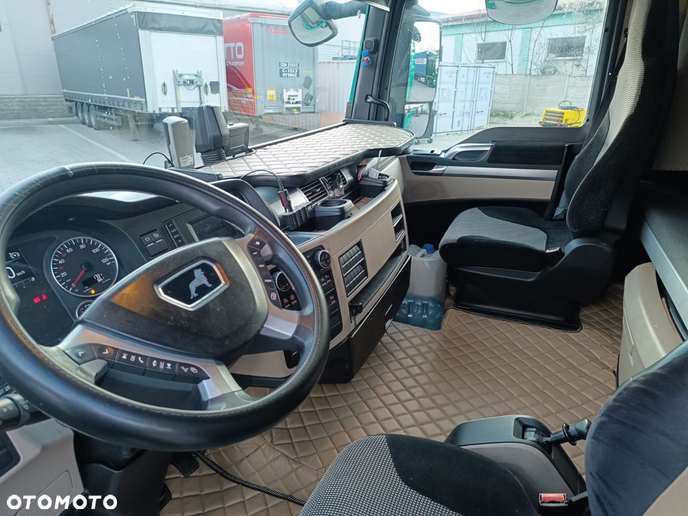 MAN TGX - 10