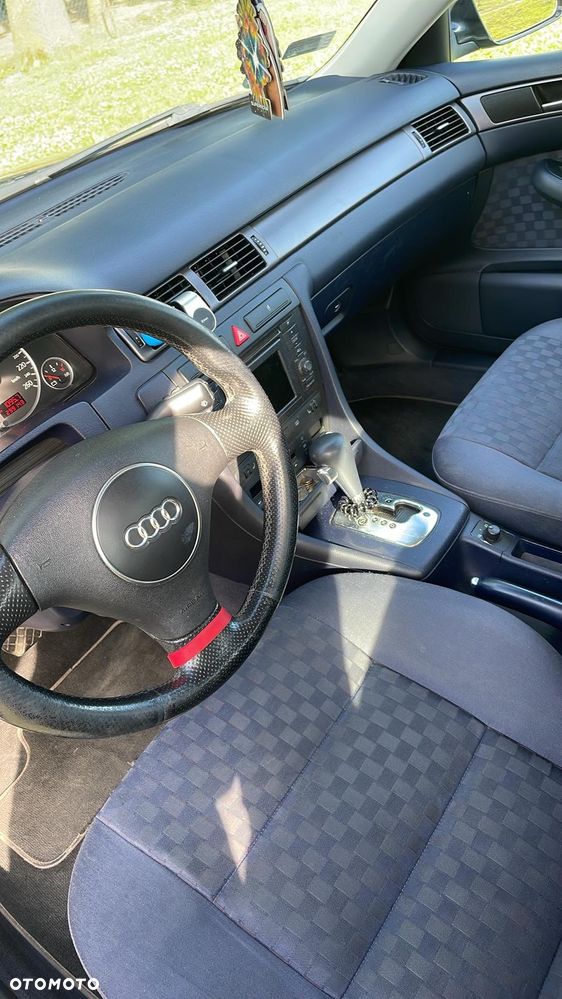 Audi A6 Limousine 2.4 Multitronic - 9