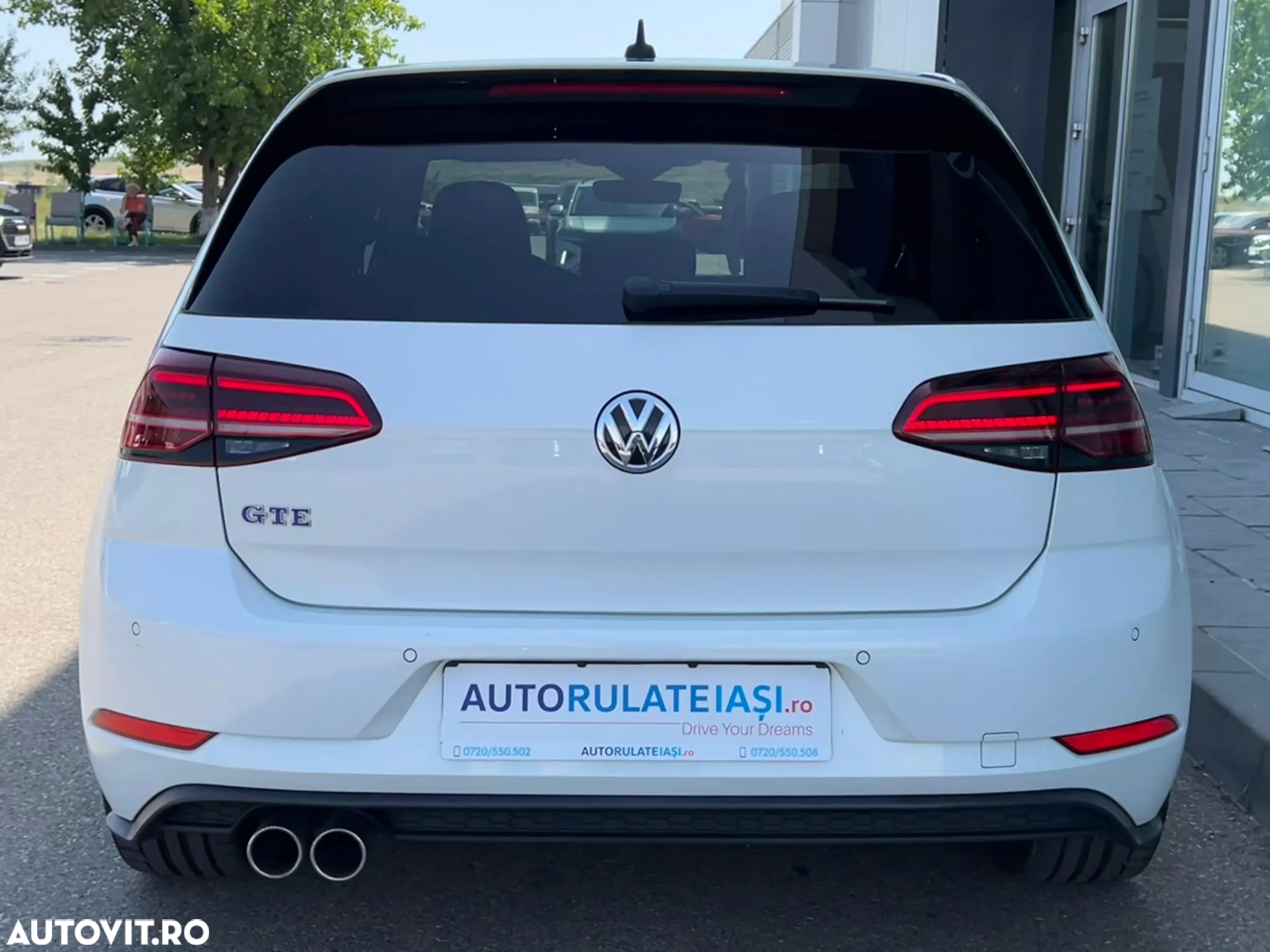 Volkswagen Golf 1.4 GTE Plug-In-Hybrid DSG - 4