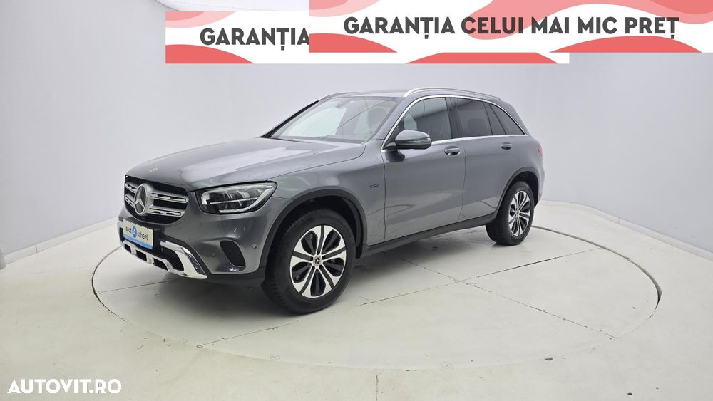 Mercedes-Benz GLC 300 e 4MATIC - 1