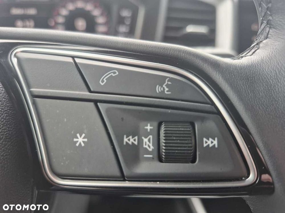 Audi A1 Sportback 35 TFSI Advanced S tronic - 19