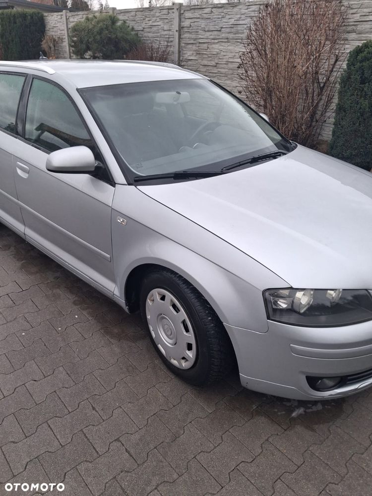 Audi A3 Sportback 2.0 TDI DPF Ambition - 4