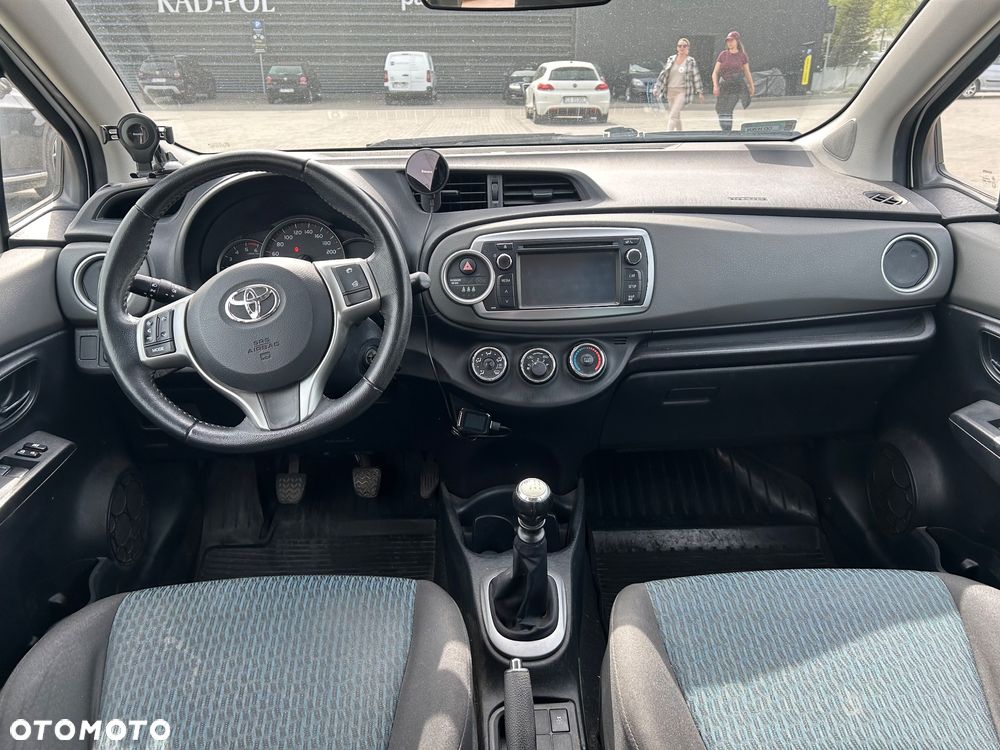 Toyota Yaris 1.4 D-4D Terra A/C - 14