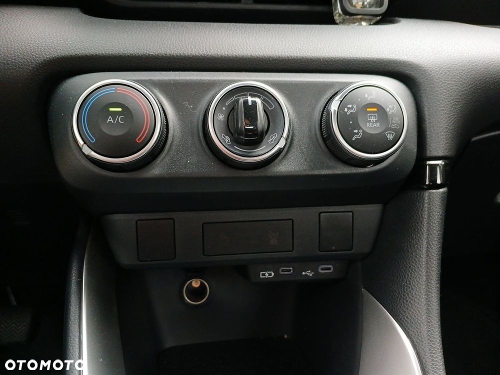 Toyota Yaris 1.5 Comfort - 19