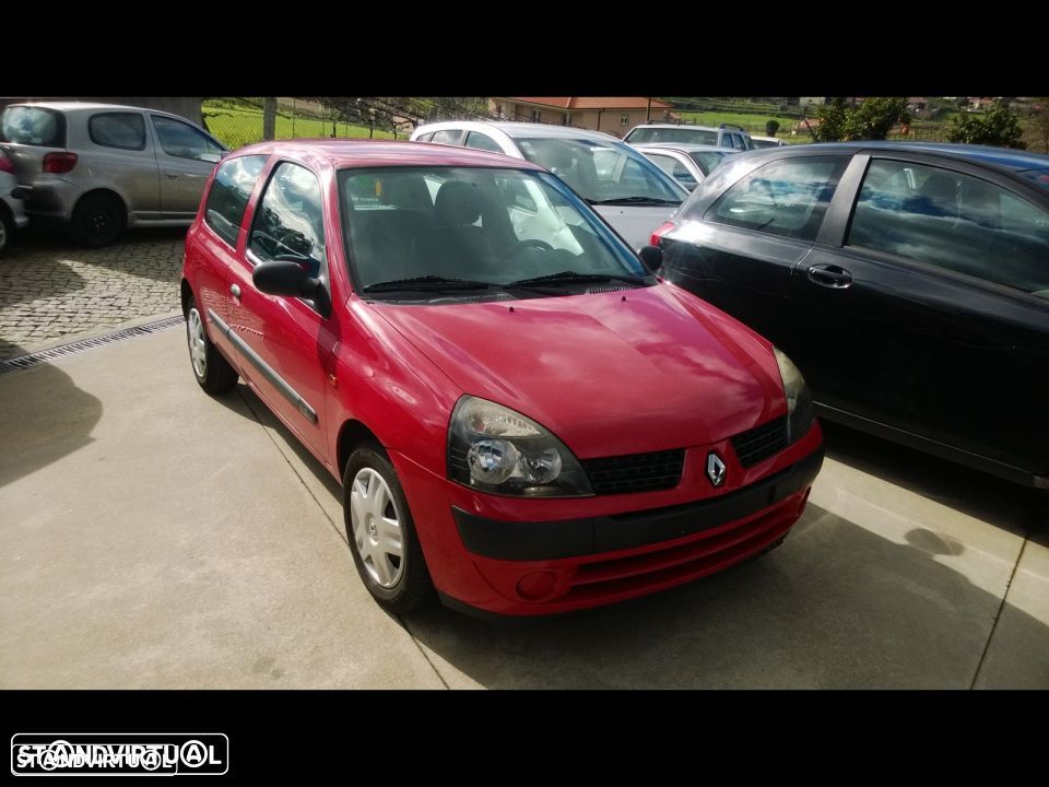 Renault Clio 2004 para peças (66.000km) - 1