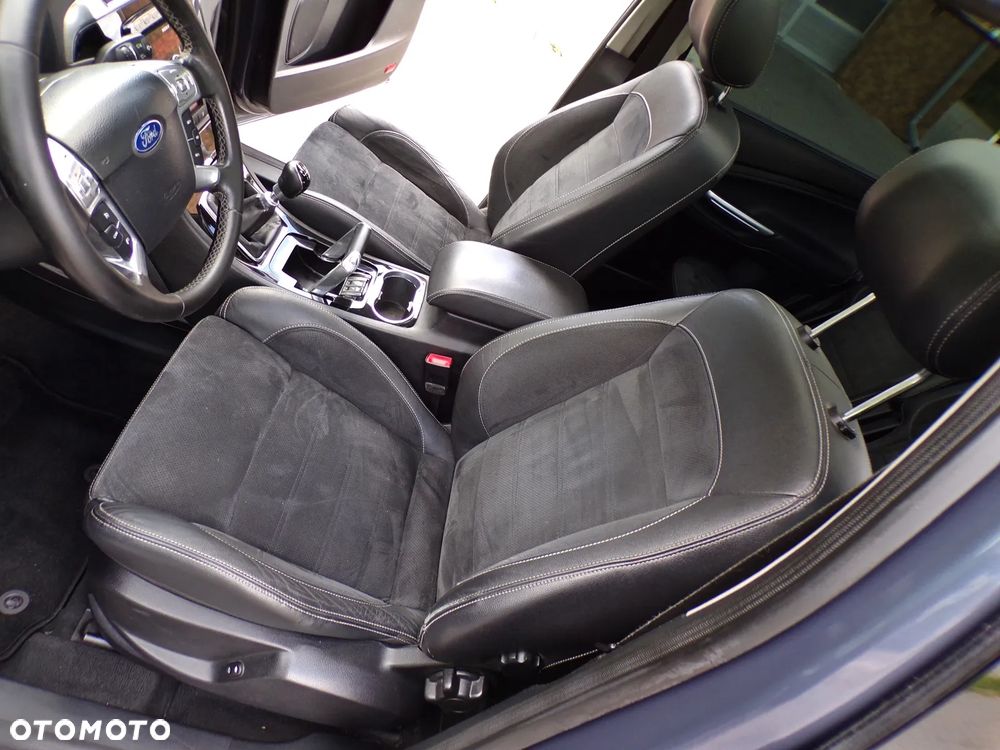Ford S-Max 2.0 TDCi DPF Titanium - 26