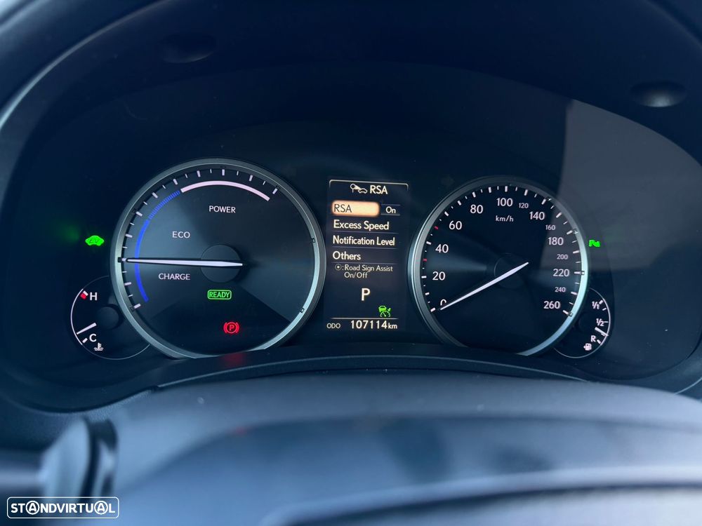 Lexus NX 300h Executive+ - 32