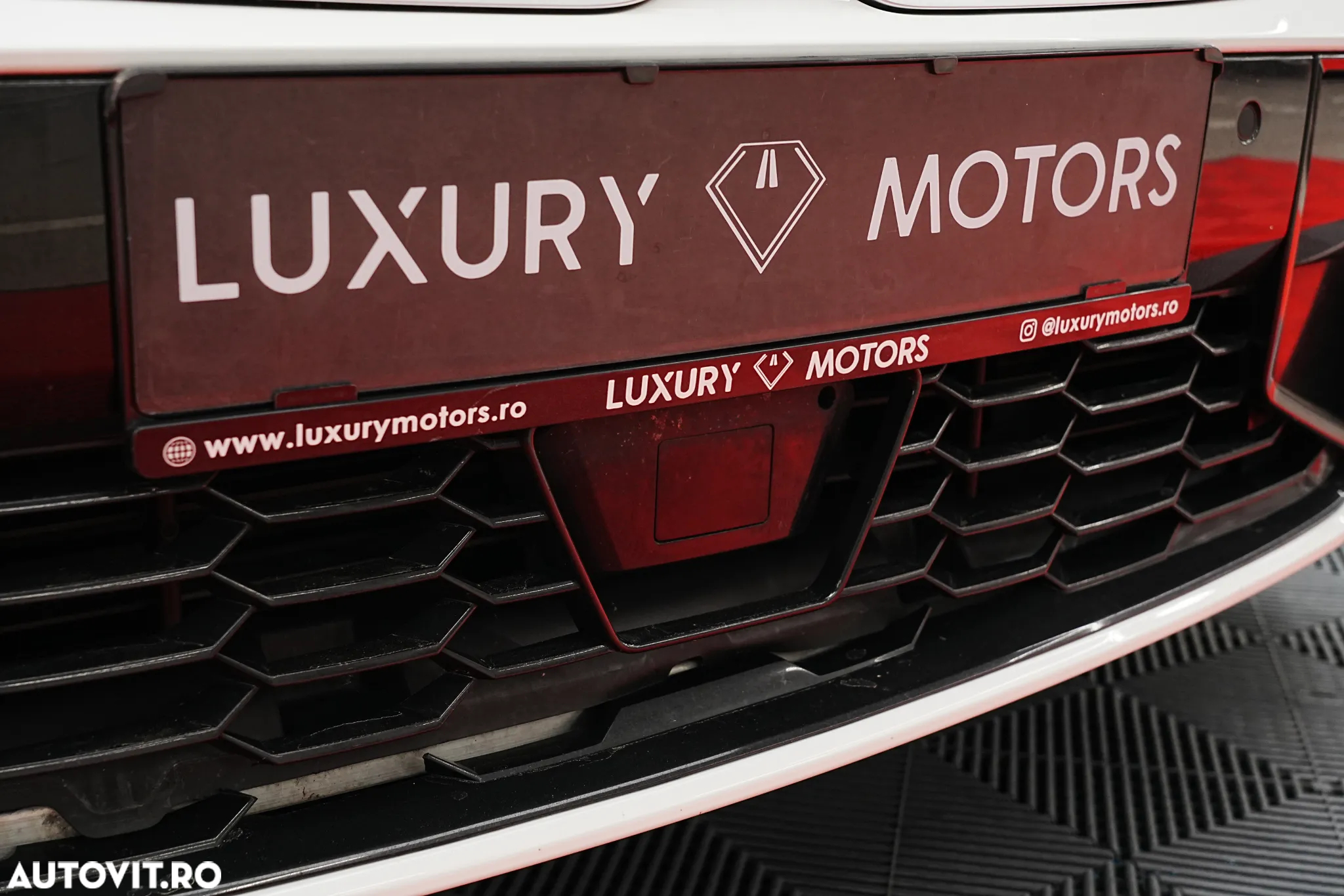BMW Seria 3 320d xDrive AT M Sport - 39