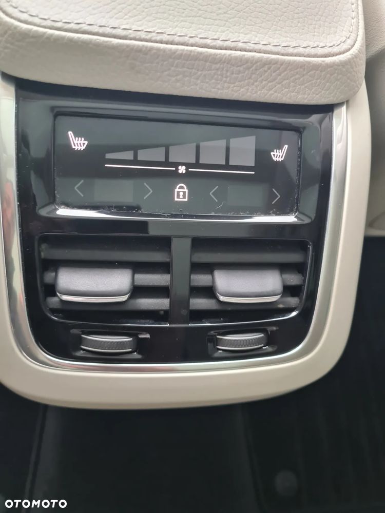 Volvo XC 90 T6 AWD Geartronic Momentum - 21