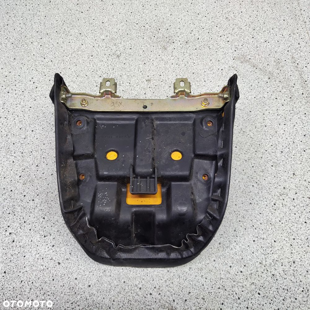 Kanapa, fotel tył, siedzenie pasażera Suzuki RG 250 RG250 - 8