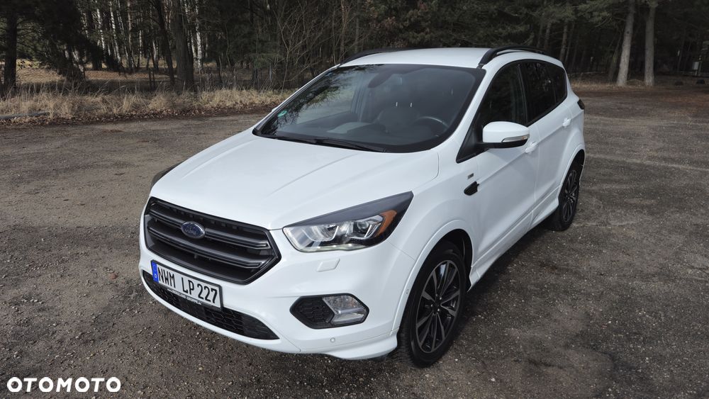 Ford Kuga 1.5 EcoBoost 2x4 ST-Line - 1