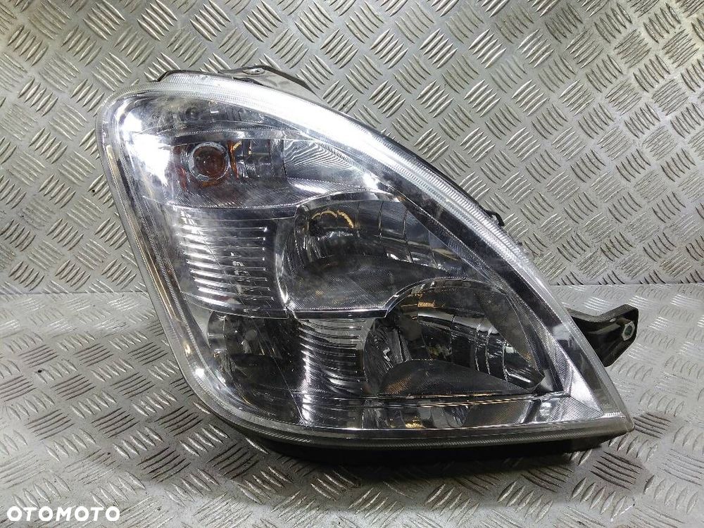LAMPA PRAWA PRZEDNIA IVECO DAILY - 1