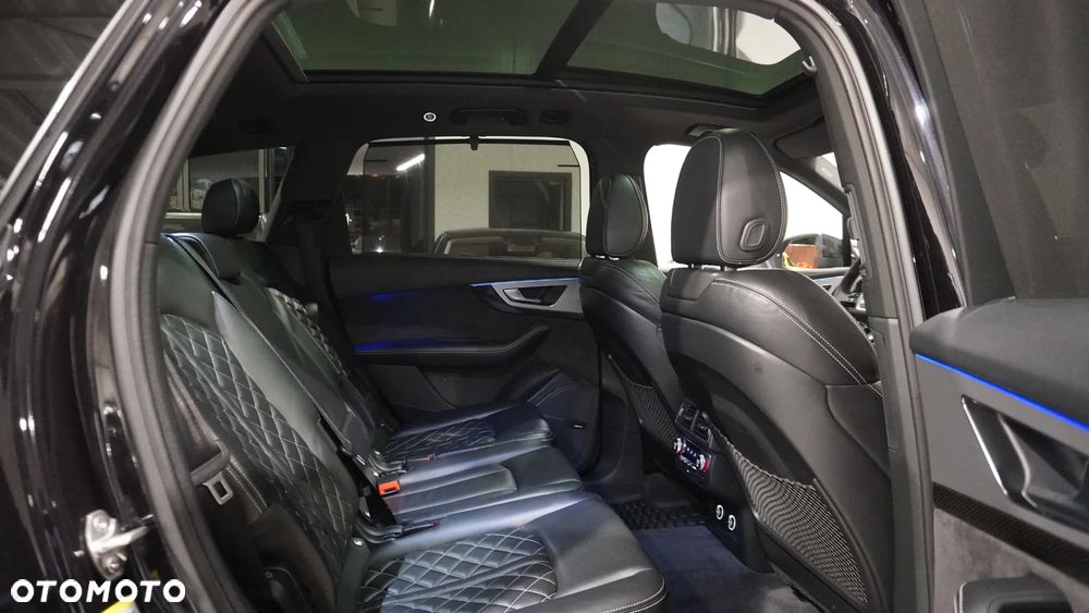 Audi SQ7 - 11
