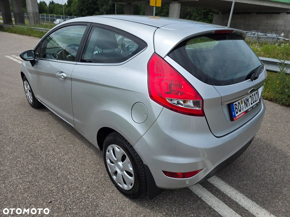 Ford Fiesta 1.25 Titanium EU5 - 12