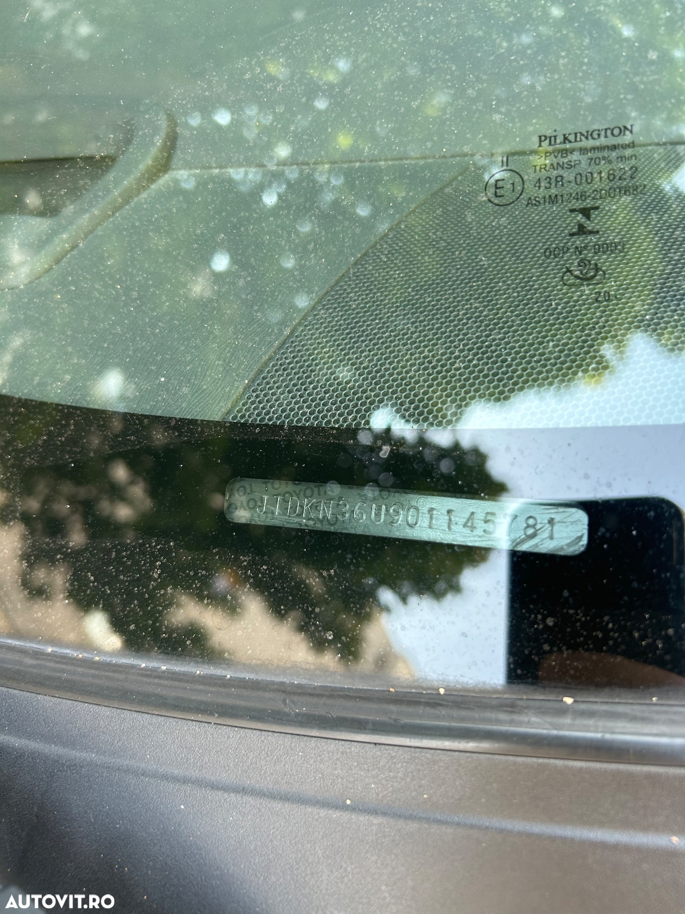 Toyota Prius (Hybrid) Sol - 27