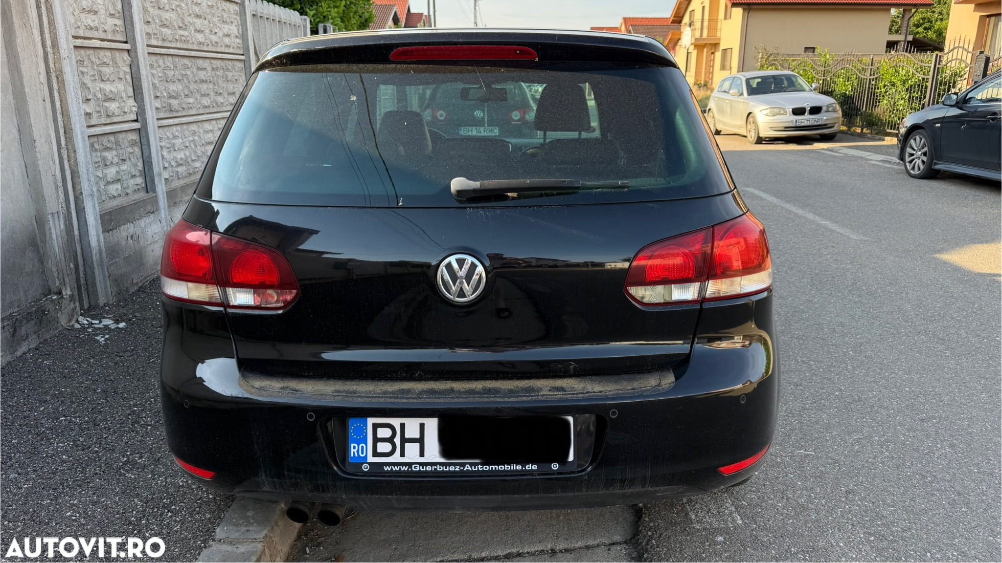 Volkswagen Golf - 2